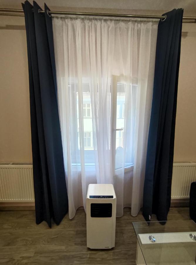 Lovely Apartment In The Heart Of The City Timisoara Exterior foto